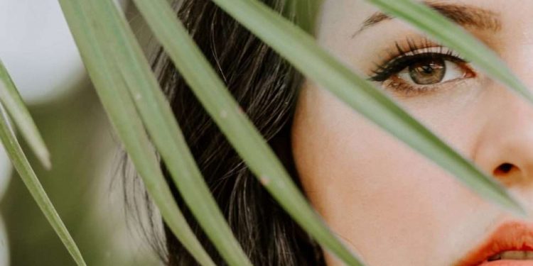 Top 5 Gen X Beauty Products That Totally Hold Up