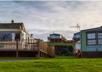 Pros and Cons of Mobile Houses