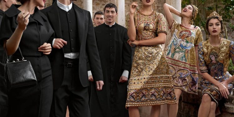 The Most Reputed Women’s Fashion Clothing Brands