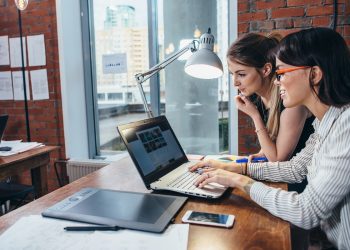 Streamlining Patient Records Management Using Assistants