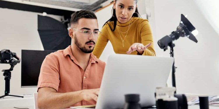 Modeling 101: How to Break Into the Industry Like a Pro